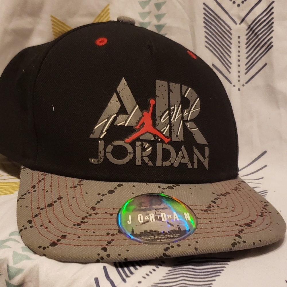 Hat - Picture 2 of 2